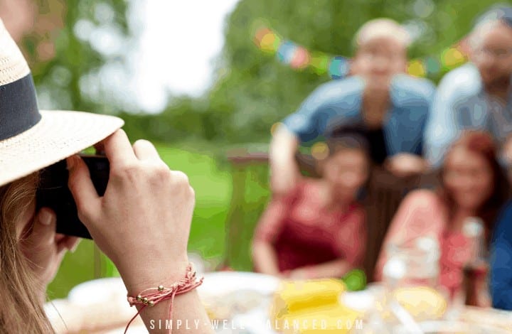 The Best Indoor Games to Play as a Family