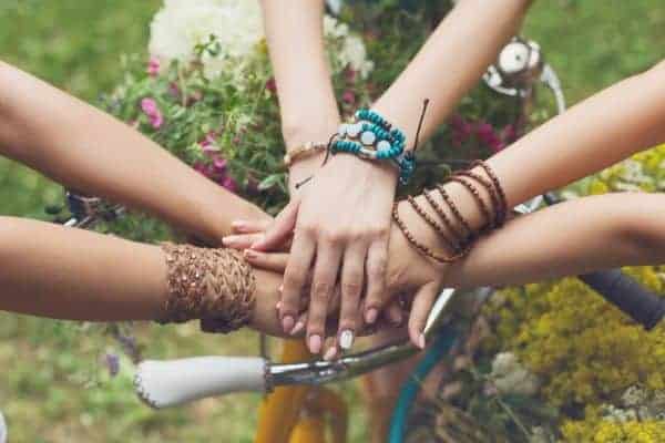 20 Friendship Bracelet Patterns (+Tutorial Videos)