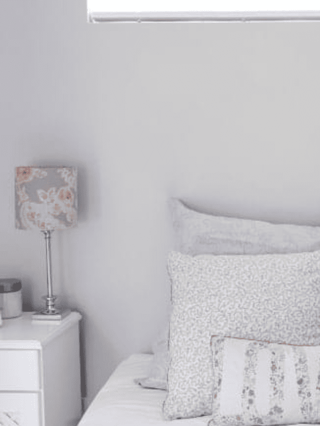 How to Declutter your Bedroom: Simple Tips for a Tidy Space Story