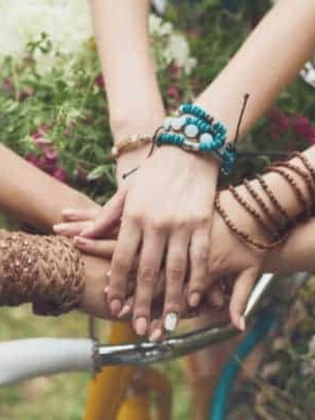 20 Friendship Bracelet Patterns Story